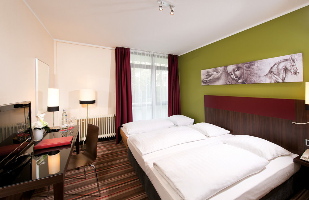 Hotel Leonardo & Residenz 4*